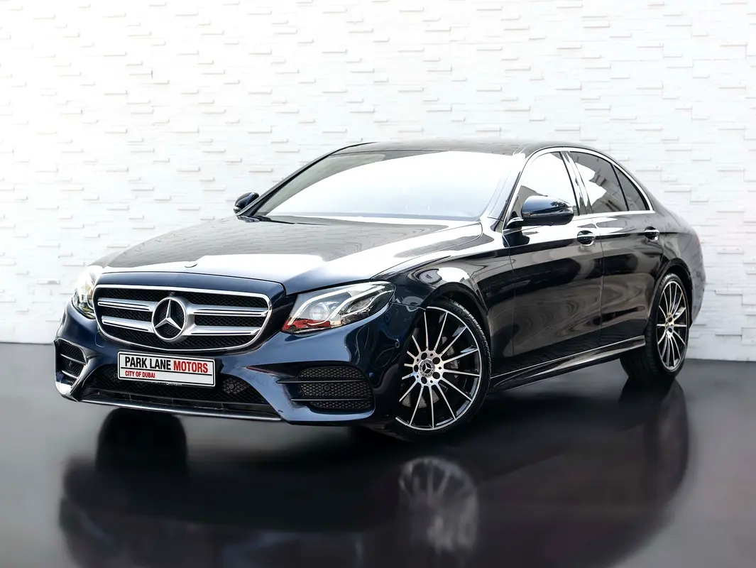 Mercedes-Benz E-Class 2020 — photo 1 of 20