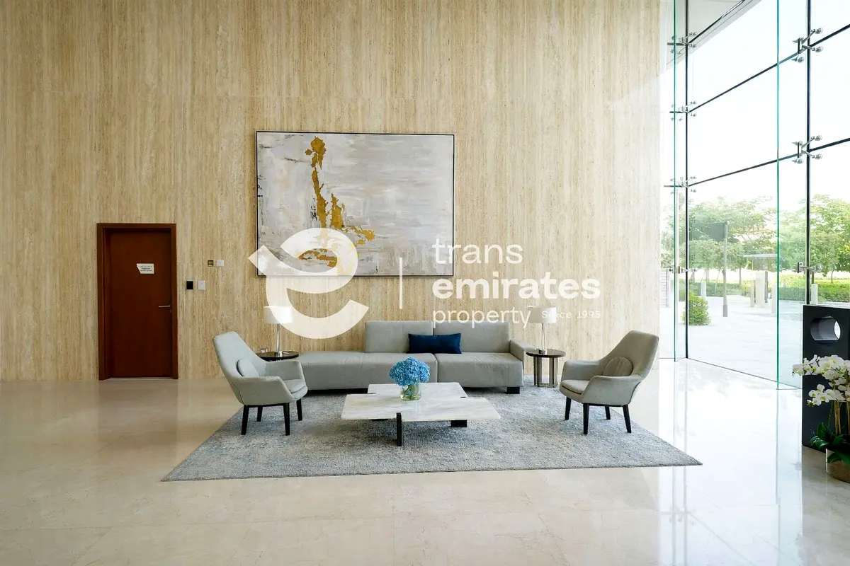 Luxury Apartment | Beachfront Living | Vacant Now
