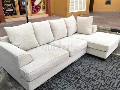 The One Kingston L Shape sofa beige Excellent Condition