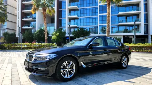 2019 BMW 520 full option ||NO ACCIDENT  || FULL AGENCY SERVICE || full option