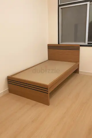 Double size Wooden Bed Frame with Headboard – Good quality