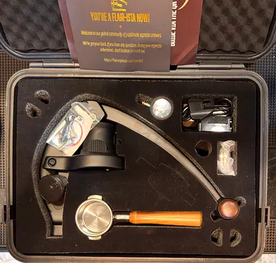 Flair 58 plus 2 Manual Espresso Maker (Portable) with Case and Accessories - Like New last 2000 aed