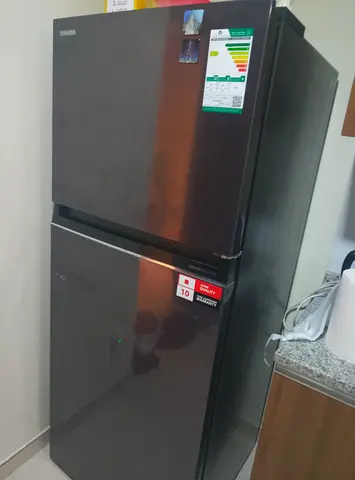 Toshiba 2‑door Refrigerator - Good Condition