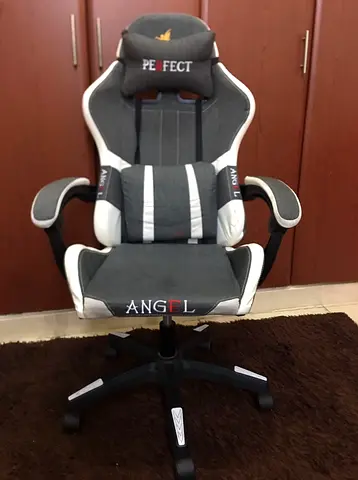 chair comfortable and new