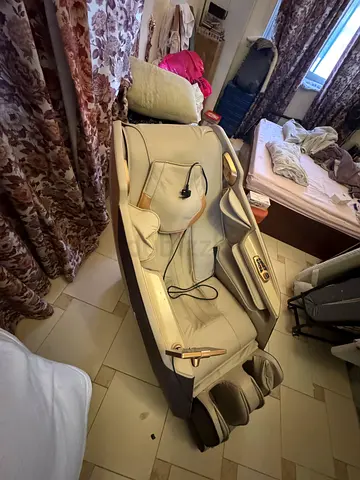 Used full-body electric massage chair - beige, good condition