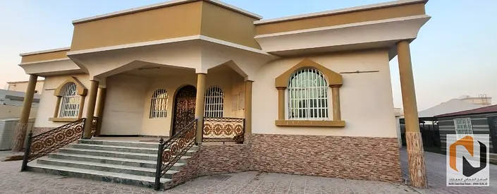 للبيع فيلا في منطقة الموافجة – ضاحية واسط – الشارقة