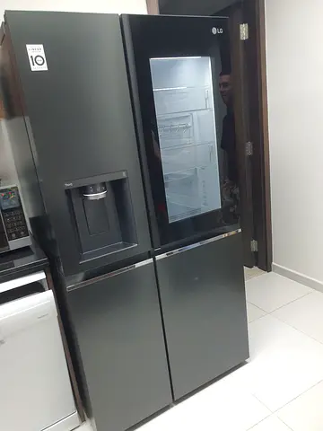 LG InstaView Side-by-Side Fridge Freezer With Water Dispenser - Excellent Condition