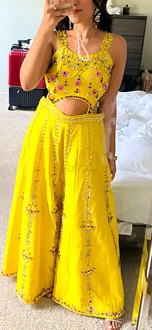 💛 FOR SALE: Stunning yellow embroidered jumpsuit, perfect for Haldi, Mehendi  wedding. Size: M.