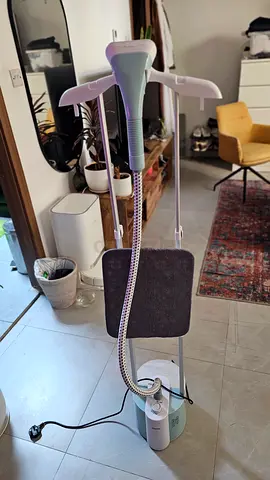 Standing Garment Steamer - Good Working Condition