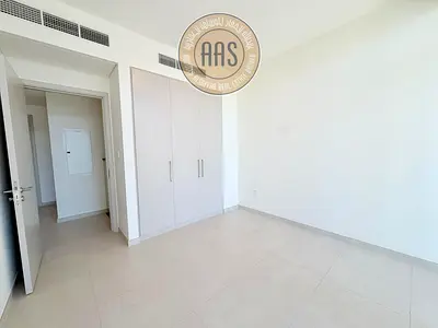 3Bed +Maid ! Single Row ! Spacious layout