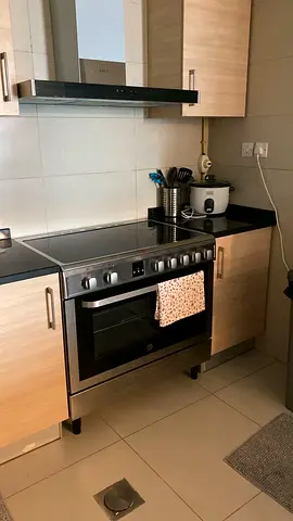 Move Out and Rush Sale! Stainless steel freestanding electric oven with stovetop - good condition