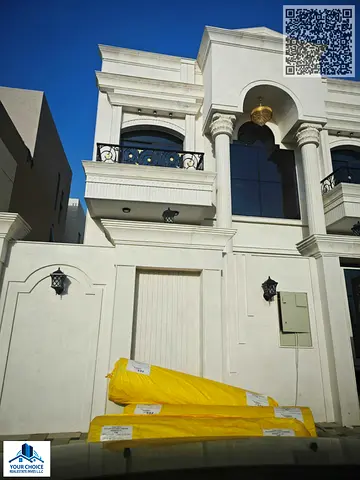 للبيع بالحليو 2  مباشرة علي الشارع الرئيسي