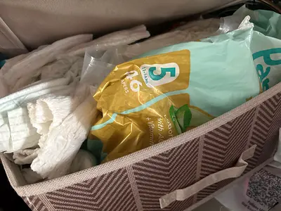Pampers Baby Dry Diapers – Size 4 (10–14 kg)