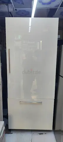 Miele latest model bottom freezer fridge 90cm fully-integrated