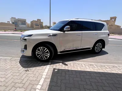 Nissan Patrol 2014 LE Platinum GCC Specs - Well Maintained