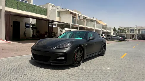 Porsche Panamera 4S – WALD Edition High Specs – Japan Grade 4.5 – Low Mileage