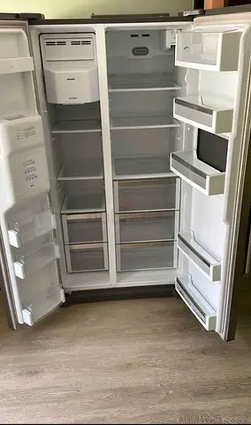 Siemens Side-by-Side Refrigerator — Good Condition