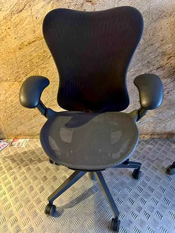 Herman Miller Mirra 2 Office Chair Fully Options Good Condition