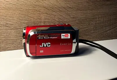 JVC Everio Red Compact Digital Camcorder - Good Working Condition