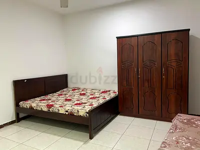 BIG PRIVATE ROOM NEAR SHARAF DG METRO