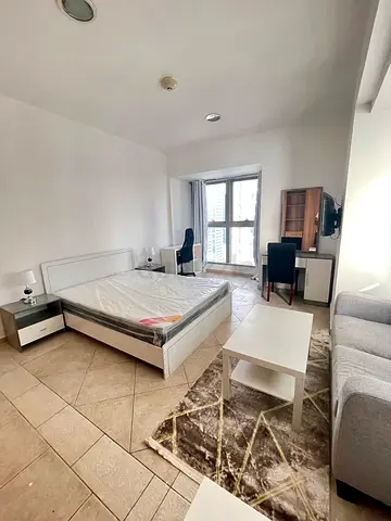 Spacious Master room