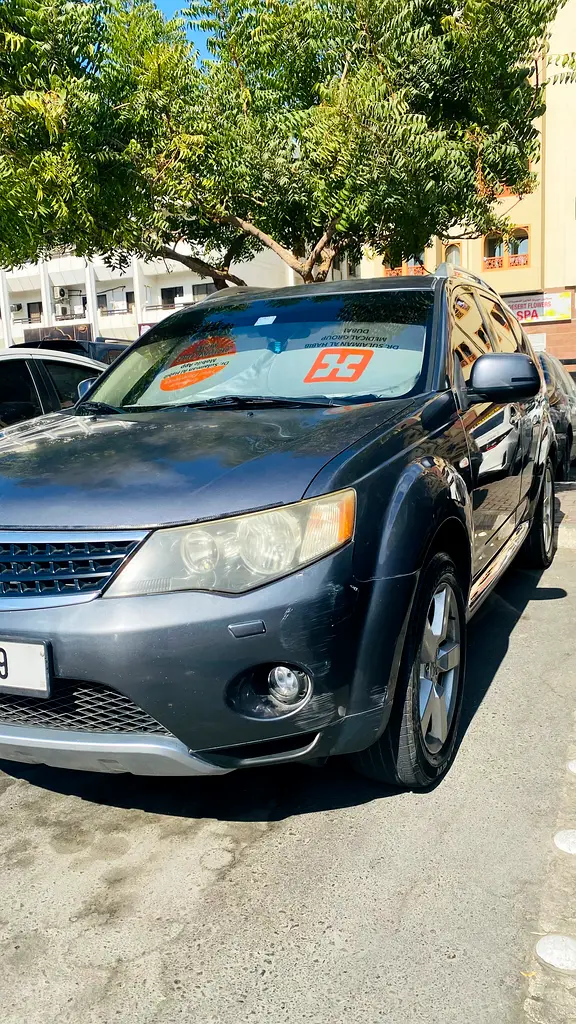 Mitsubishi Outlander 2009 — photo 1 of 4