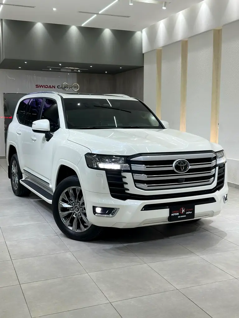 Toyota Land Cruiser 2025 — photo 1 of 20