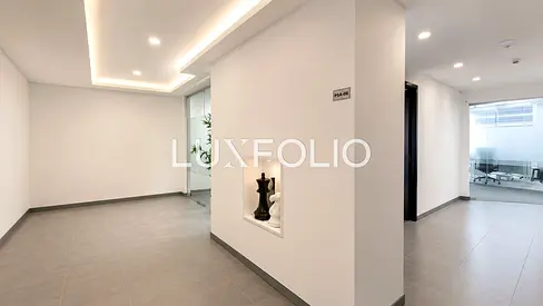 Fitted Office | Vacant | 12 Parking