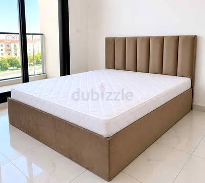 Brand new King size hydrolic storage bed frame with Mattress Available