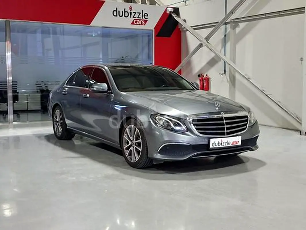 Mercedes-Benz E-Class 2020 — photo 1 of 12