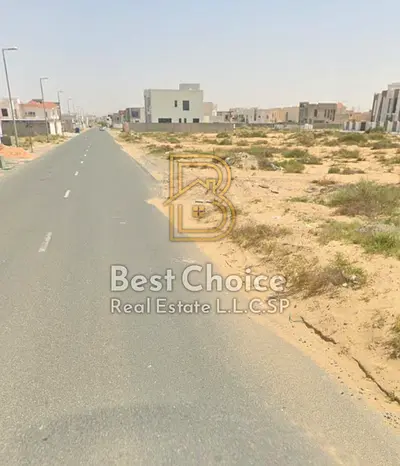 للبيع ارض زاوية في الحوشي الشارقة