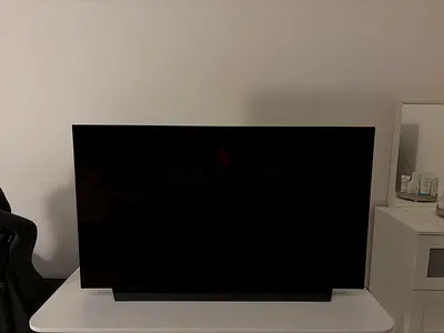 العين