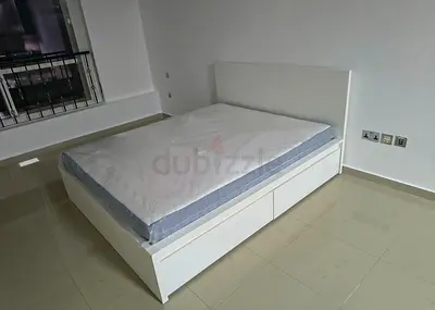 IKEA malam queen‑size bed (160 × 200 cm) with 2 storage drawers underneath and an IKEA mattress ✨
