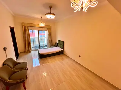 استوديو الجرف 2 أول ساكن بلكونة عجمان