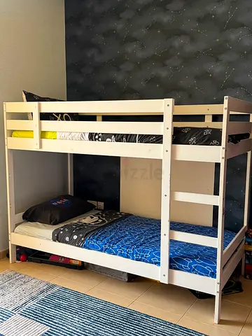 White Wooden Bunk Bed - Sturdy Twin Over Twin Frame with mattresses