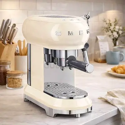 Smeg ECF01 espresso coffee machine brand new with box