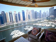 Lovely Large Room with Panoramic Marina Views and Western Flatmates