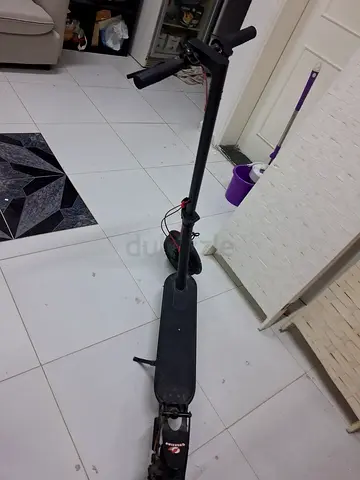E scooty