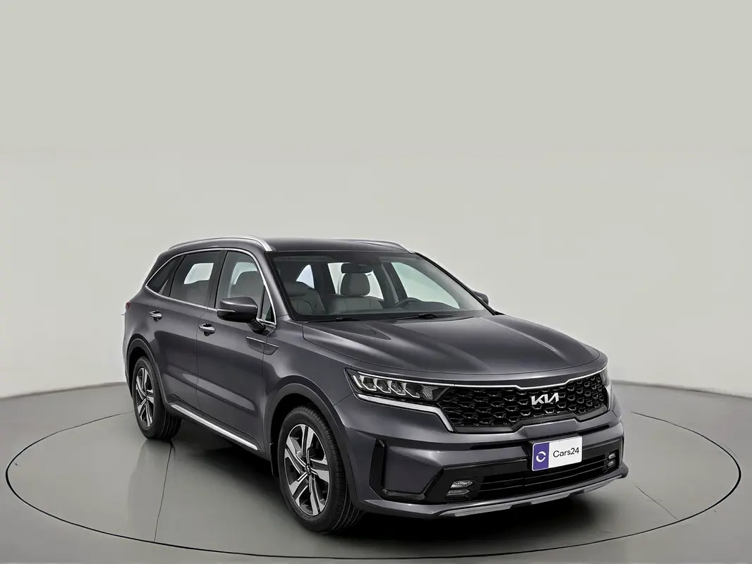 Kia Sorento 2023 — photo 1 of 13