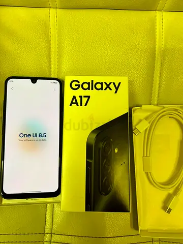 Samsung A17 6gb 128gb 5000 mh battery used only 1 month lady use still under warranty