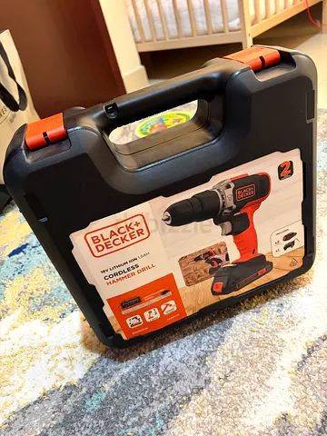 18V Cordless Hammer Drill (Lithium Ion) - Bare Tool with 1.5Ah Battery. Excellent condition.