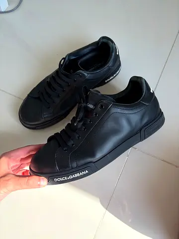 Dolce  Gabbana Black Leather Low Top Sneakers