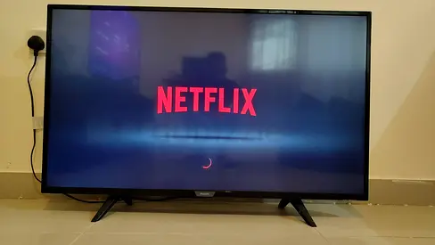 Full HD Smart LED TV for sale, 43