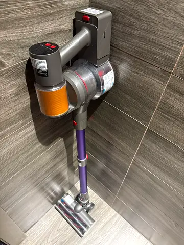 Cordless Stick Vacuum Cleaner (Lightweight, Battery-Powered)
