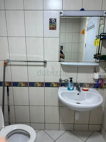 FURNISHED ROOM FOR FAMILY (WORKING LADIES)