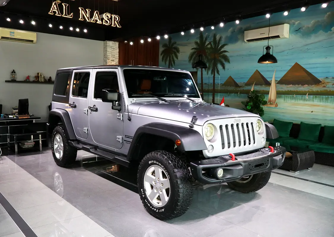 Jeep Wrangler 2016 — photo 1 of 20