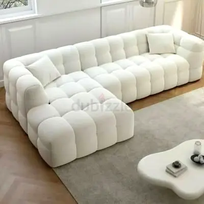 Modern Retreat Sofa – The Heart of Your Living Room