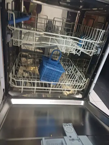 Used Built-in Dishwasher in Good Working Condition