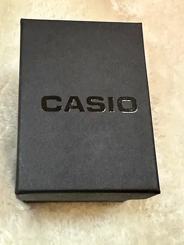 Casio watch box (original) - good condition