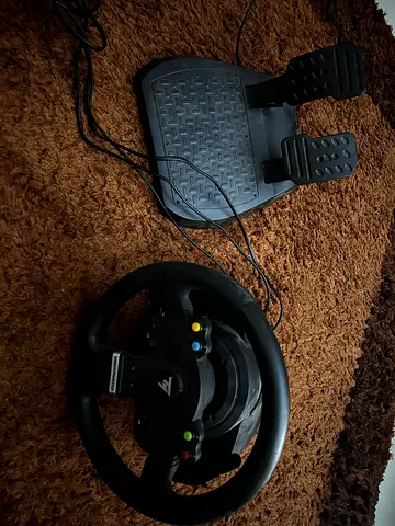 Logitech-style Racing Wheel and Pedals (Xbox compatible) - non working